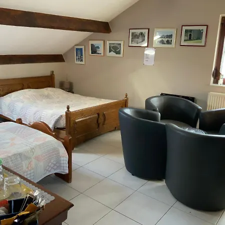 Le Castillon Bed & Breakfast Trivieres