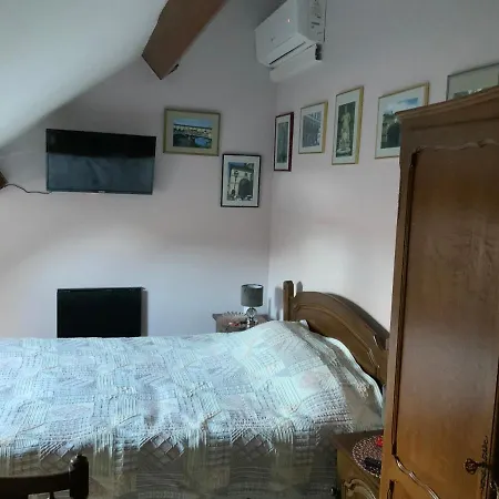 Oda ve Kahvaltı Le Castillon