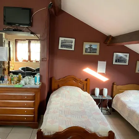 Le Castillon 3* Trivieres