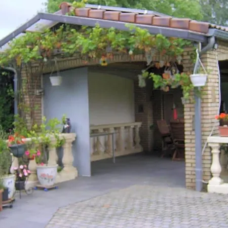 Le Castillon Bed and breakfast 3*