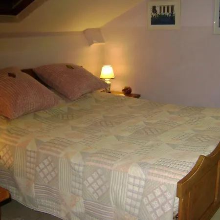 Oda ve Kahvaltı Le Castillon