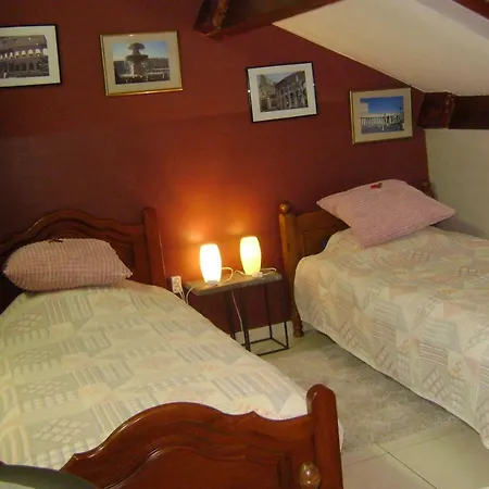 Le Castillon 3*